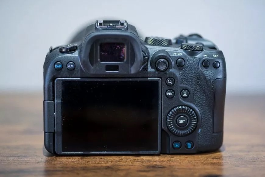 EOS R6 screen