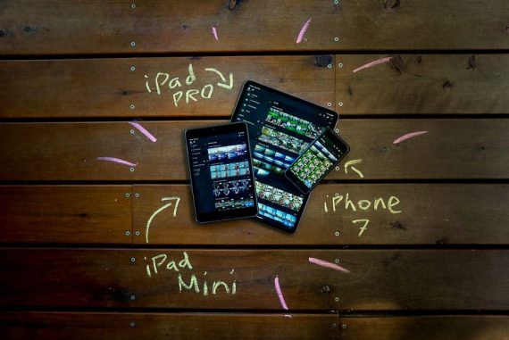 Lightroom CC shown on ipads and iphone